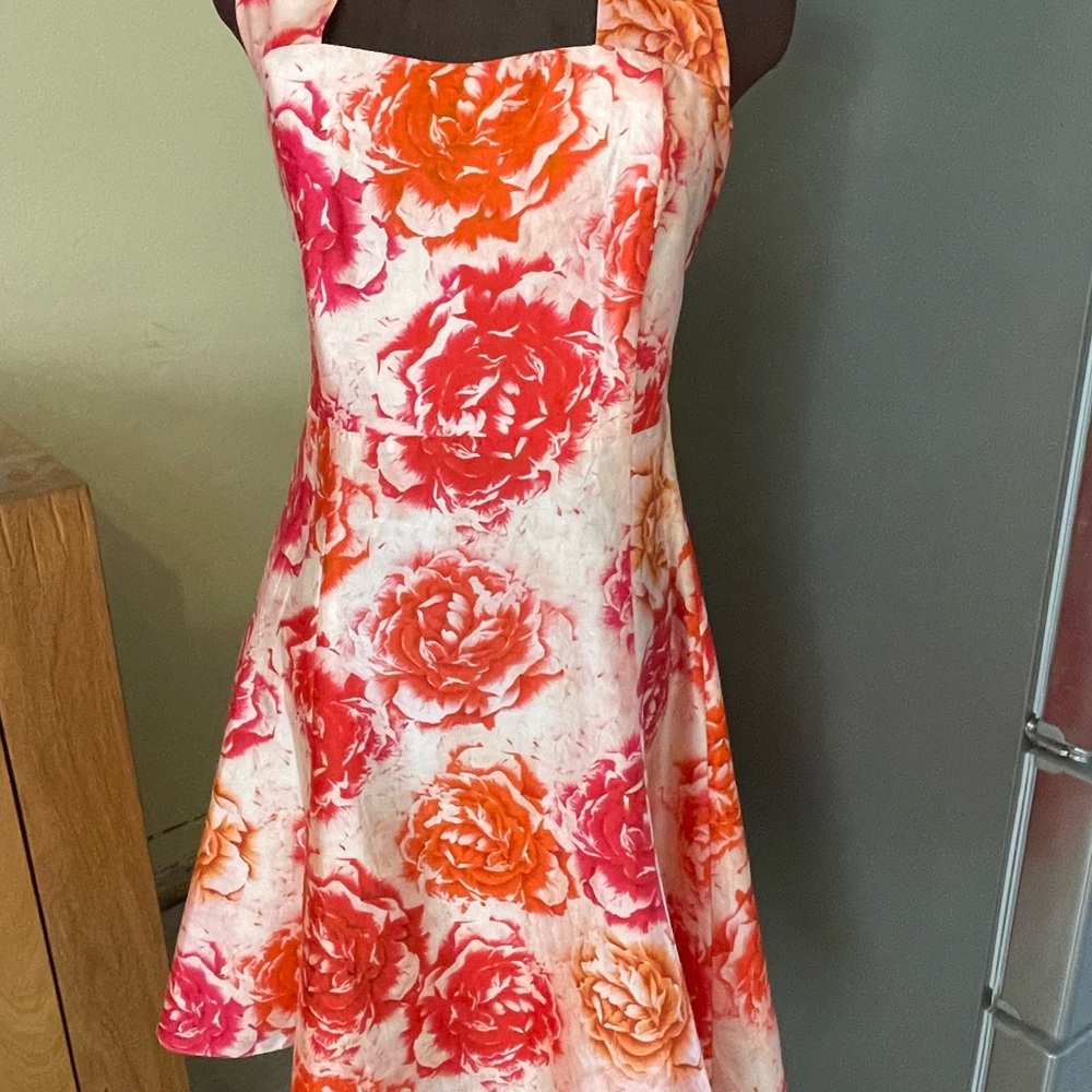 Vintage Inspired 100% ( Silk) Tzi Floral Halter Party Dress Made In Finland Sz S